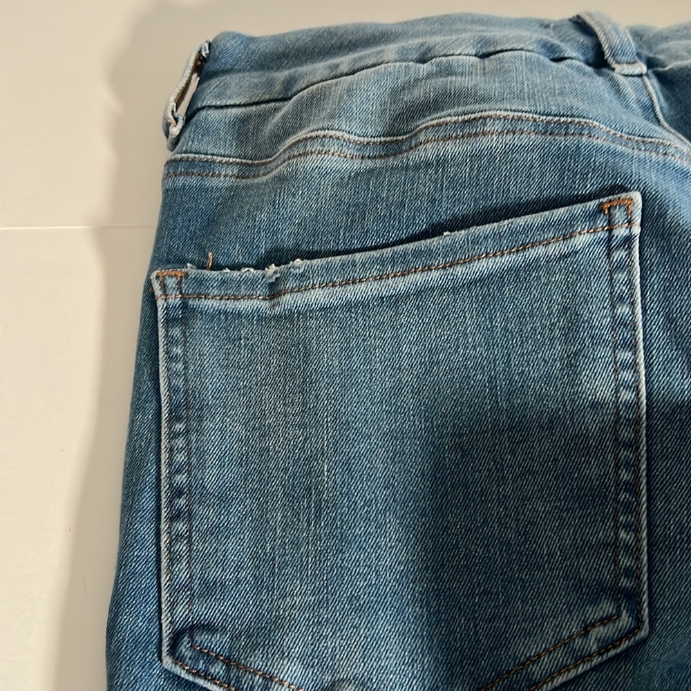 Express Cropped Distressed jeans - Picture 12 of 15